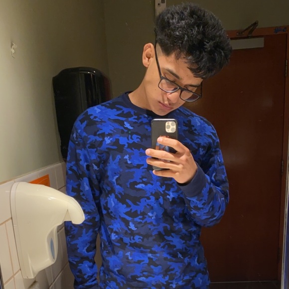 Meet your Posher, Kelvin - Picture 5 of 8